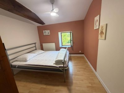 Chambre avec plusieurs couchages pour les groupes
